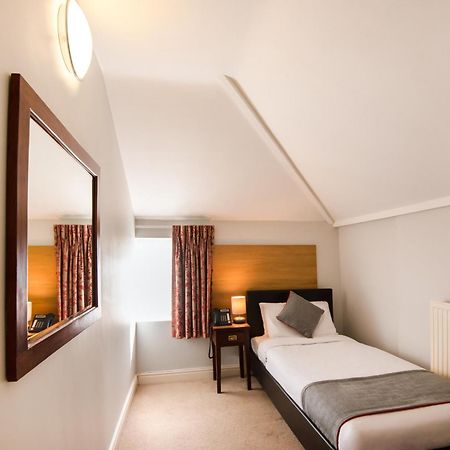 Oyo The Regency, Clifton Bristol Hotel Bagian luar foto