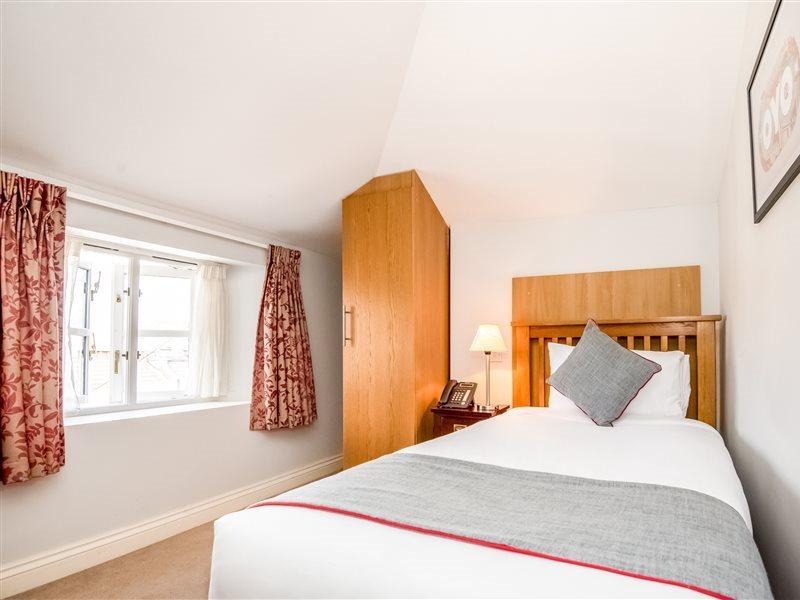 Oyo The Regency, Clifton Bristol Hotel Bagian luar foto