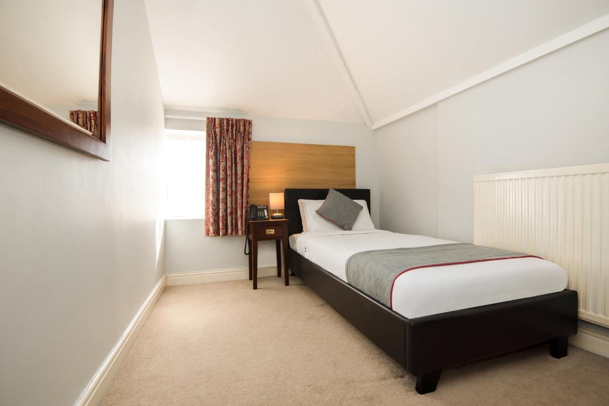 Oyo The Regency, Clifton Bristol Hotel Bagian luar foto