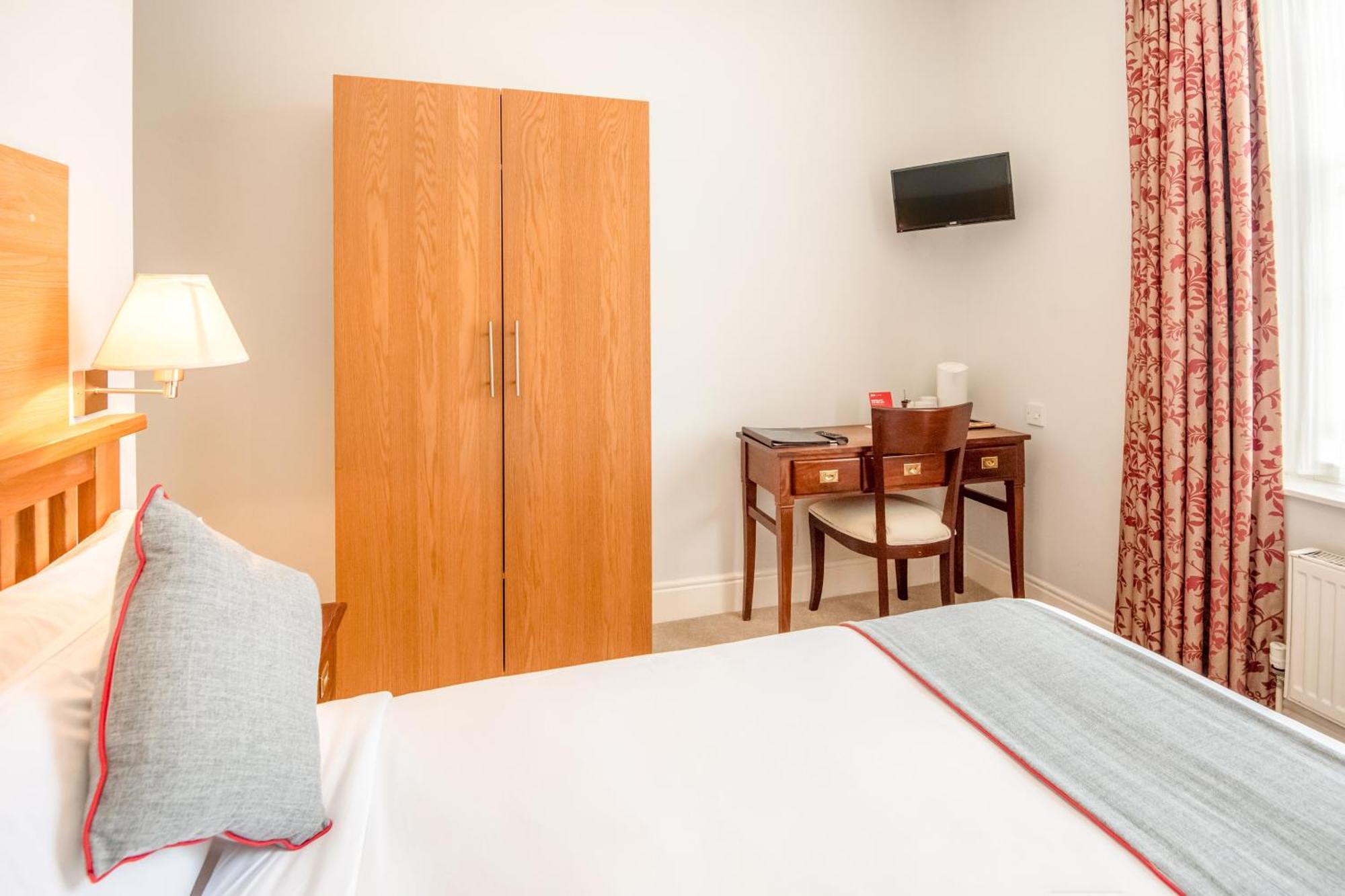 Oyo The Regency, Clifton Bristol Hotel Bagian luar foto