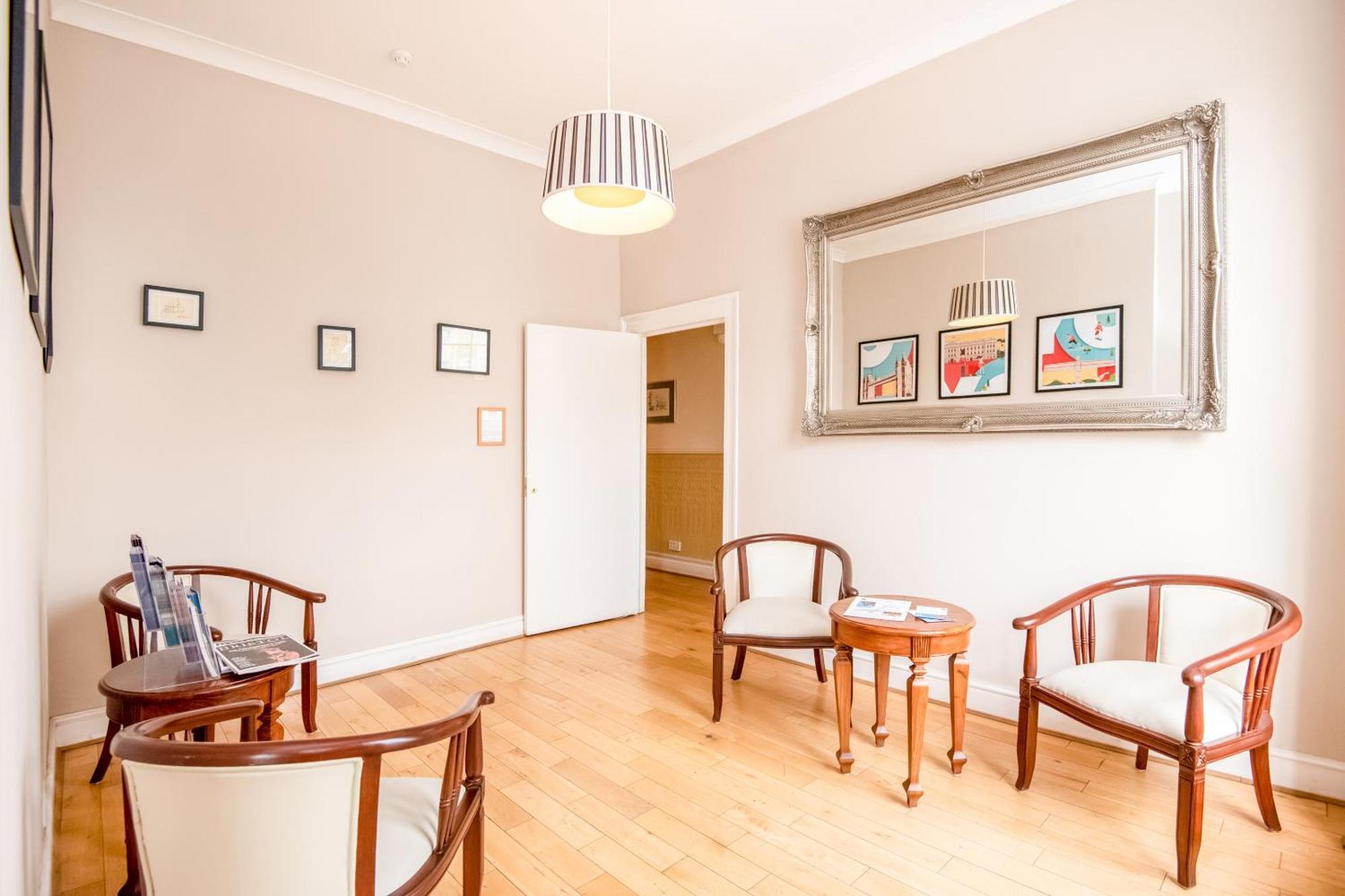 Oyo The Regency, Clifton Bristol Hotel Bagian luar foto